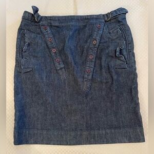 Louie Anthropologie denim ruffled pocket Y2K mini skirt size 8.
